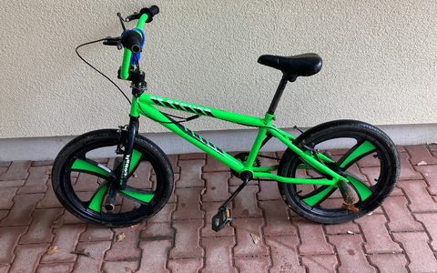 POL-WE: + Wem gehört das Fahrrad? + In Physiotherapie- und Arztpraxis eingestiegen + Verdächtige Personen auf Grundstück + Auto geöffnet, Geldbörse gestohlen + Bargeld, Schmuck und Laptops erbeutet + - Foto: presseportal.de POL-WE: + Wem gehört das Fahrrad? + In Physiotherapie- und Arztpraxis eingestiegen + Verdächtige Personen auf Grundstück + Auto geöffnet, Geldbörse gestohlen + Bargeld, Schmuck und Laptops erbeutet + - Foto: presseportal.de