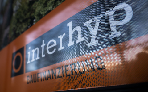 Der Wohnungsbau ist im Keller, die ganz große Mehrheit der Interhyp-Kunden finanziert gebrauchte Immobilien (Foto: Archiv) - Foto: Lino Mirgeler/dpa