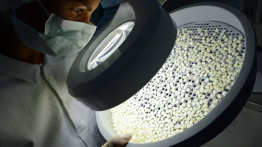 Die Pharmaproduktion ist besonders stark reguliert - Bild: Arne Dedert/dpa