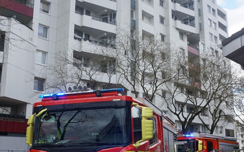 FW Ratingen: Rauchentwicklung im Hochhaus und Brandmeldeanlage! - Foto: presseportal.de