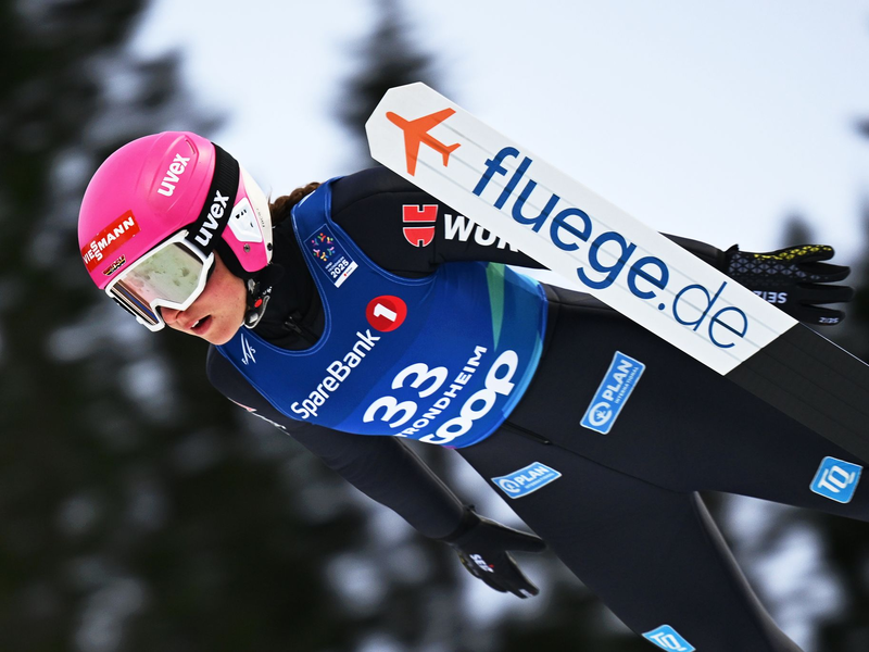 Platt nach dem Lauf: Nathalie Armbruster. - Foto: Hendrik Schmidt/dpa