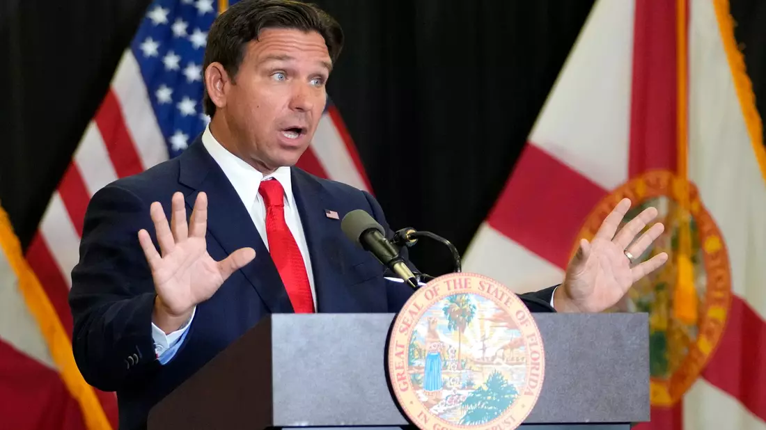 «Florida ist kein Ort, an dem diese Art von Verhalten willkommen ist», sagt Gouverneur Ron DeSantis. (Archivbild) - Bild: Lynne Sladky/AP/dpa