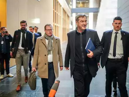 Für die Union traf unter anderem der CSU-Vorsitzende Markus Söder ein.  - Foto: Kay Nietfeld/dpa