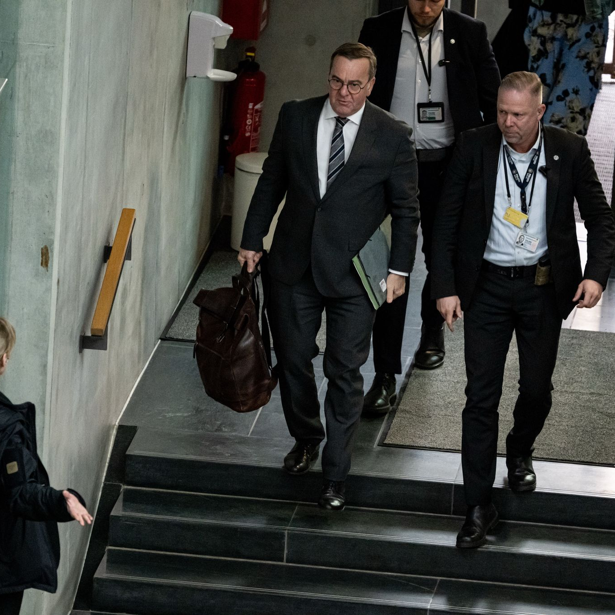 Für die SPD verhandelt unter anderem Verteidigungsminister Boris Pistorius.  - Foto: Fabian Sommer/dpa