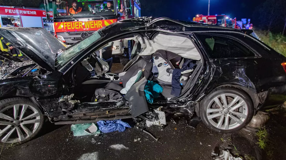 Bei einem Verkehrsunfall auf der Autobahn 7 ist im August ein Ehepaar tödlich verletzt worden. (Archivbild) - Bild: Kec/Fuldamedia /dpa