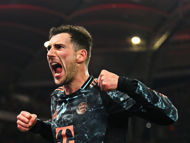 Traf gegen seinen früheren Club: Stuttgarts Mittelfeld-Ass Angelo Stiller (r.) - Foto: Tom Weller/dpa