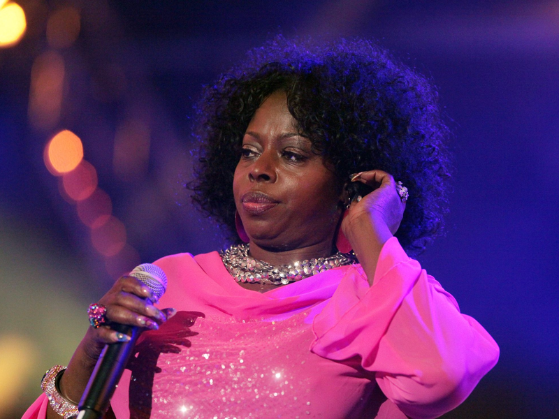 Die SĂ€ngerin Angie Stone kam Berichten zufolge bei einem Verkehrsunfall ums Leben. (Archivbild) - Foto: picture alliance / dpa