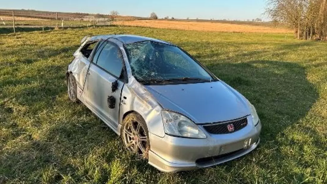 POL-PDLD: Zu schnell unterwegs - Fahrer leichtverletzt - Bild: presseportal.de