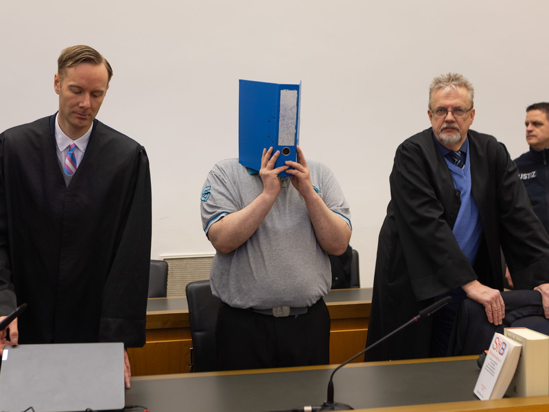 Der Mann sei infolge eines Hanges zu erheblichen Straftaten für die Allgemeinheit gefährlich, sagte der Vorsitzende Richter. (Archivbild) - Foto: Christian Lademann/dpa