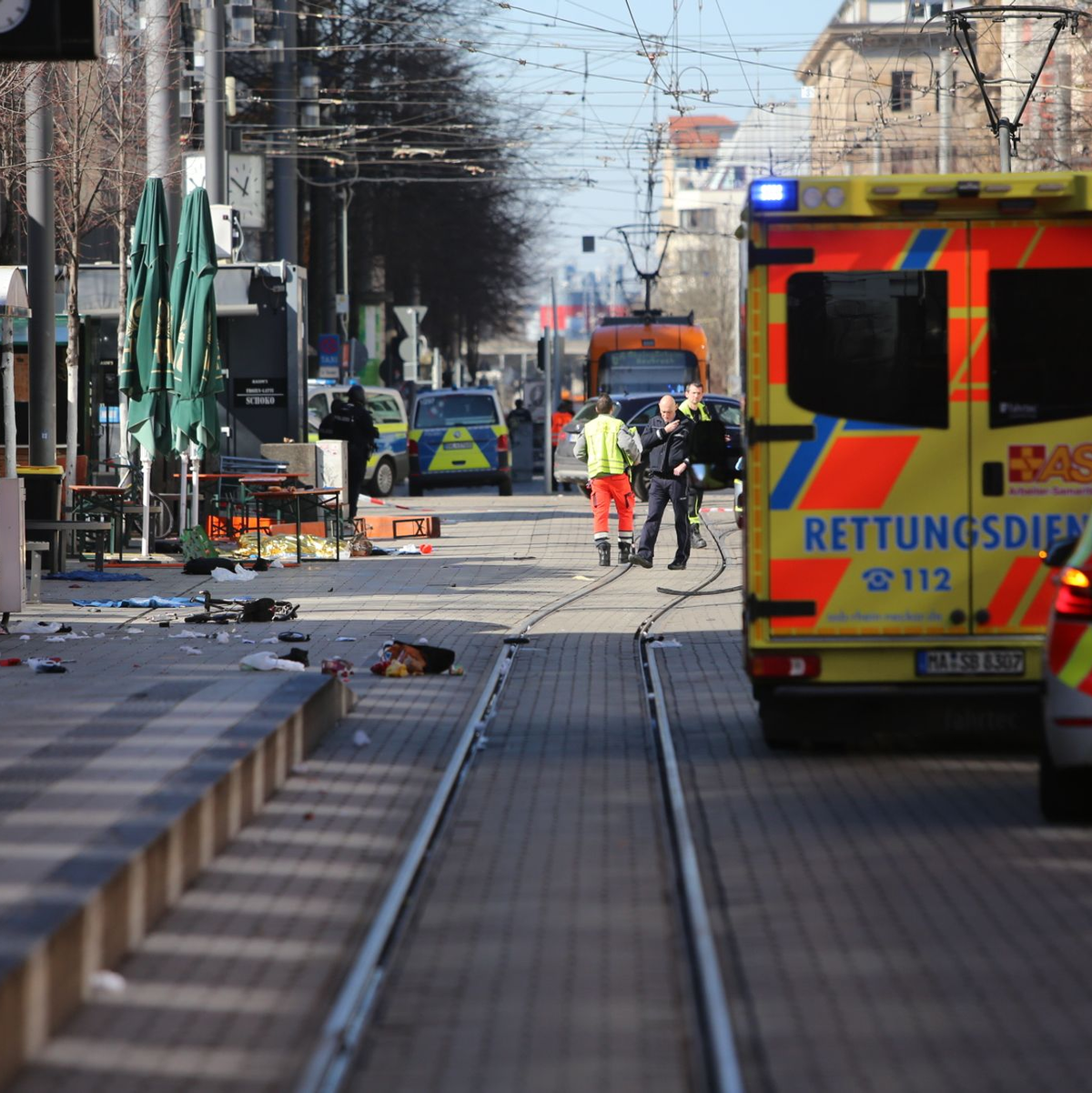 In Mannheim kommt es derzeit zu einem großen Polizeieinsatz. - Foto: Dieter Leder/dpa