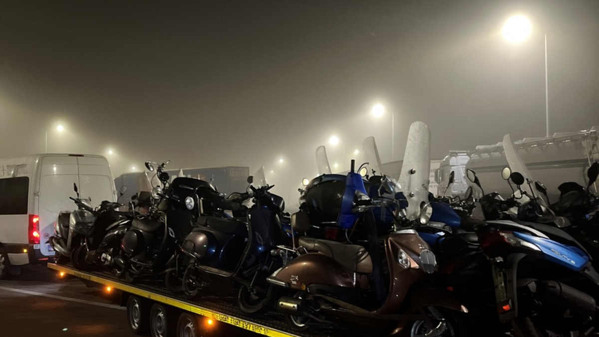 API-TH: 25 Kleinkrafträder waren wohl zu viel - Foto: presseportal.de