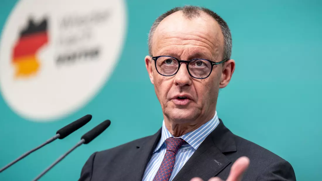 Unions-Kanzlerkandidat Merz will die Finanzfragen vor dem EU-Gipfel am Donnerstag geklärt haben. - Bild: Michael Kappeler/dpa