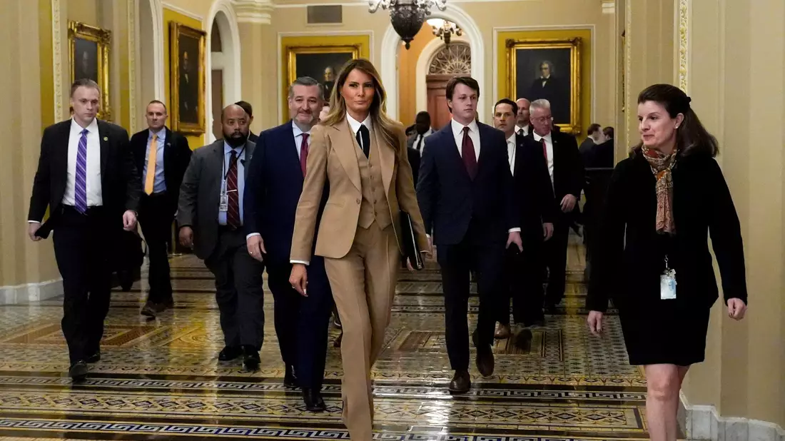 Melania Trump kämpft gegen Rachepornos. - Bild: Julia Demaree Nikhinson/AP/dpa