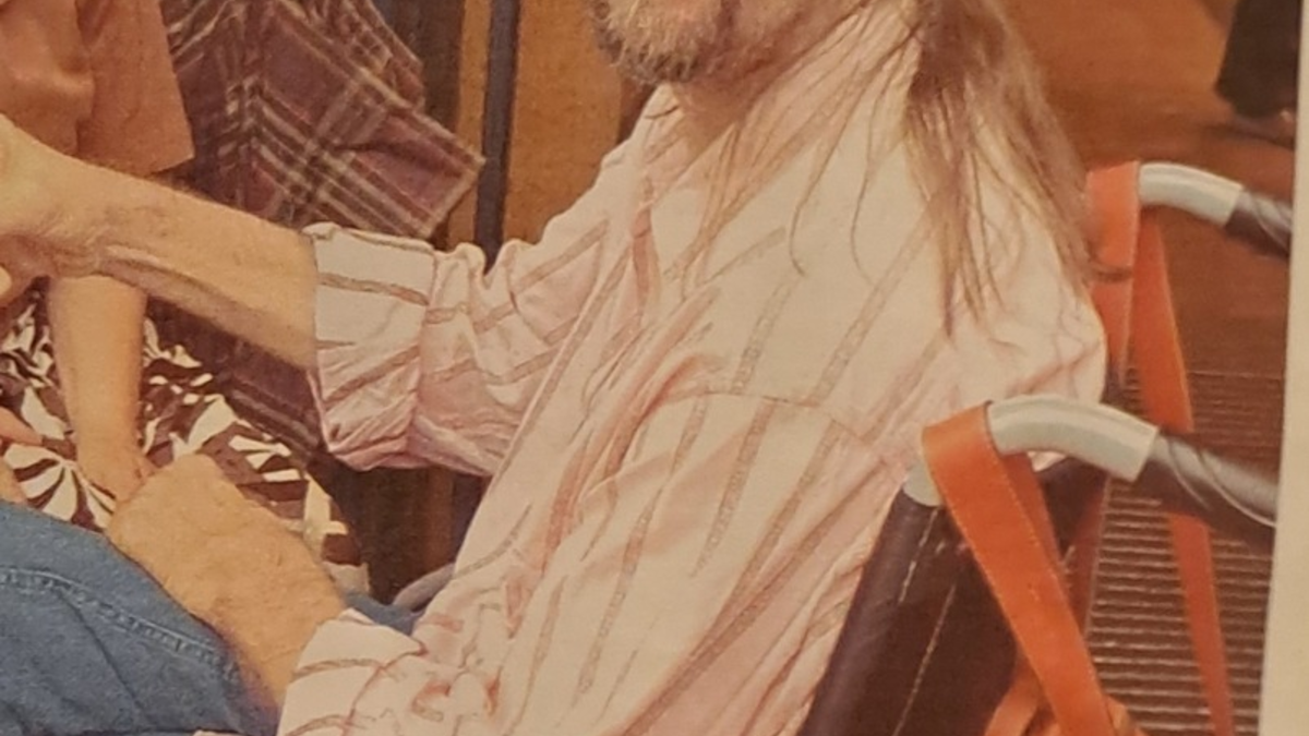 POL-H: Öffentlichkeitsfahndung: Dementer Rollstuhlfahrer aus Pflegeheim verschwunden - Wer hat Andreas D. (59) gesehen? - Foto: presseportal.de