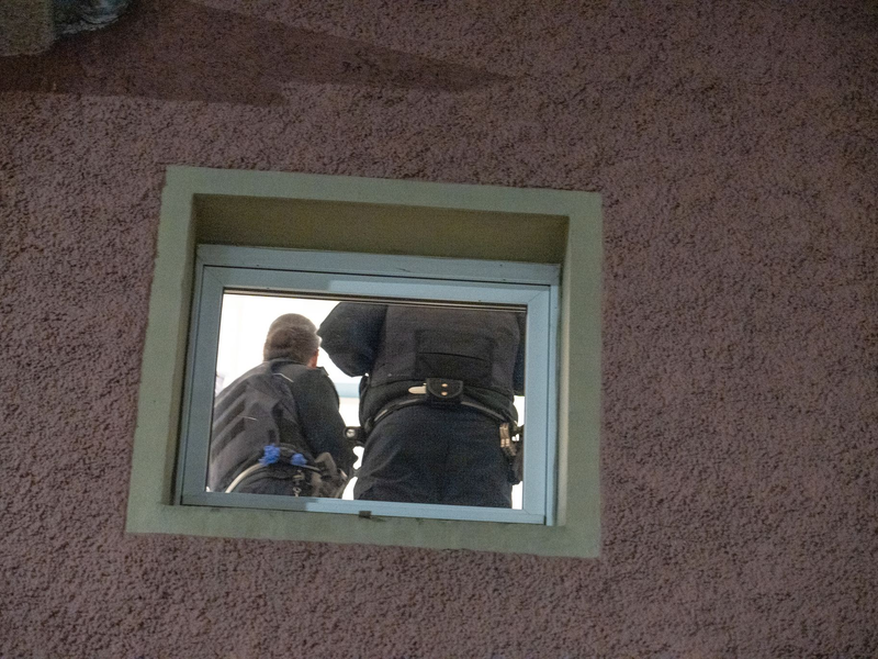 Die Ermittler haben die Wohnung des Tatverdächtigen durchsucht.  - Foto: Ferdinand Merzbach/NEWS5/dpa