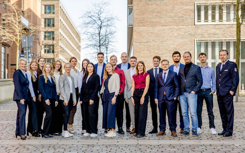 HZA-HH: Feierliche Vereidigung - Foto: presseportal.de