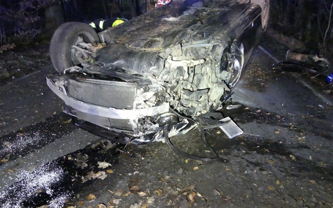POL-GM: Mit Auto überschlagen - 18-Jähriger leicht verletzt - Foto: presseportal.de