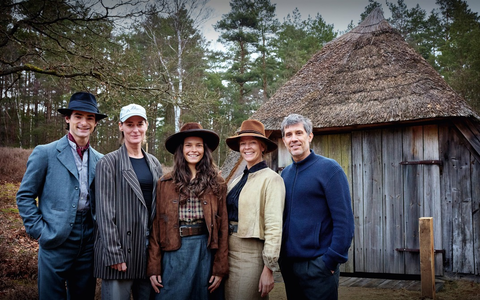 Ölrausch in der Lüneburger Heide: Drehstart für die historische Serie Schwarzes Gold (AT) mit Harriet Herbig-Matten, Aaron Hilmer, Tom Wlaschiha, Henny Reents und Jessica Schwarz - Foto: NDR/ARD/Sandra Hoever / Weiterer Text über ots und www.presseportal.de/nr/153003 / Die Verwendung dieses Bildes für redaktionelle Zwecke ist unter Beachtung aller mitgeteilten Nutzungsbedingungen zulässig und dann auch honorarfrei. Veröffentlichung aussch
