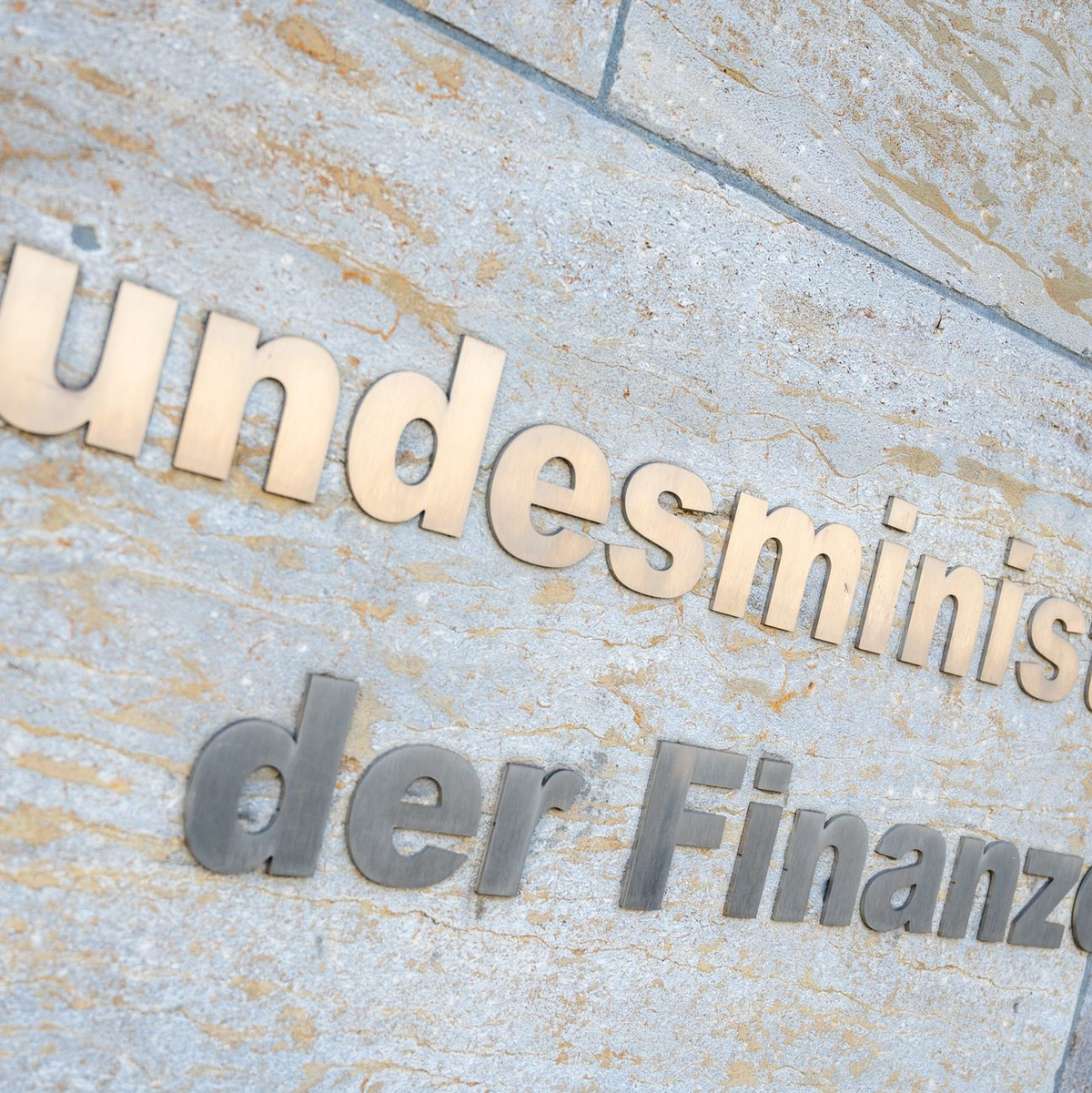 Die finanziellen Herausforderungen für den deutschen Staat sind gewaltig (Archivbild) - Foto: Christophe Gateau/dpa