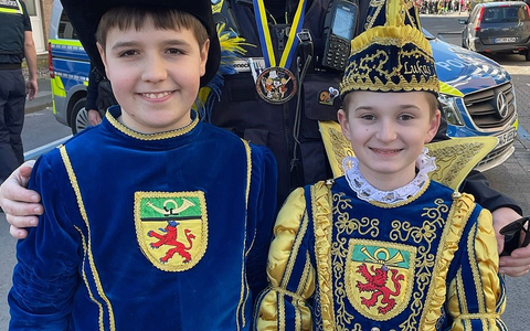 POL-ME: Weitestgehend friedliche Rosenmontagsumzüge im Kreis Mettmann - 2503010 - Foto: presseportal.de POL-ME: Weitestgehend friedliche Rosenmontagsumzüge im Kreis Mettmann - 2503010 - Foto: presseportal.de