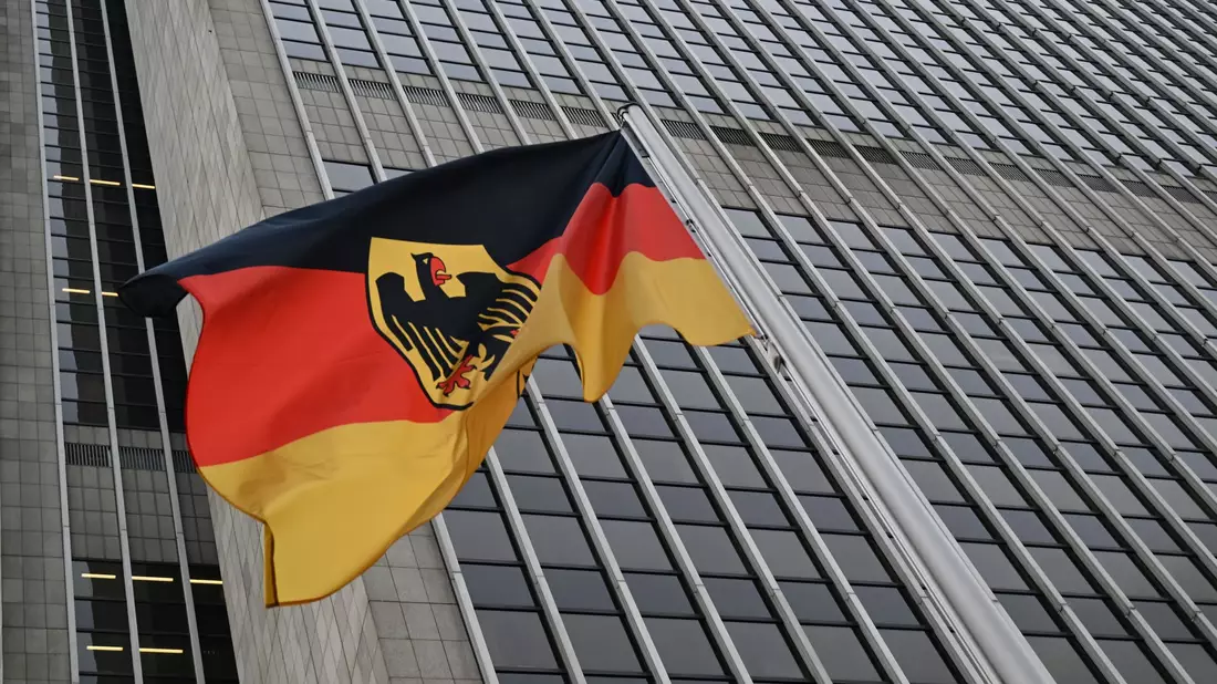 Bundesbank macht regelmäßig Vorschläge zum Thema Rente (Archivbild) - Bild: Arne Dedert/dpa
