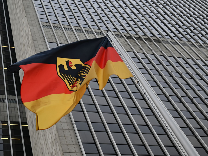 Fast 2,7 Billionen Euro: Schuldenberg erneut höher geworden (Archivbild) - Foto: Arne Dedert/dpa