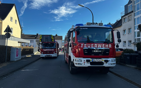 FW Hennef: Feuerwehr auch am Rosenmontag präsent - Foto: presseportal.de