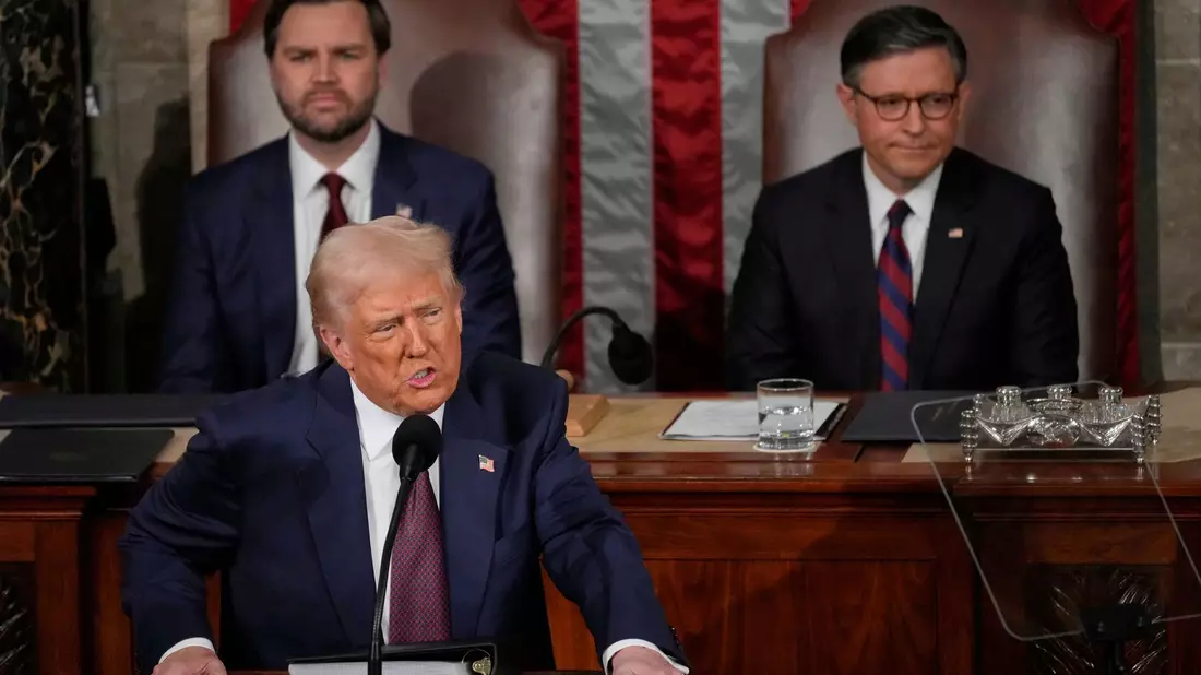 Provoziert er einen Handelskrieg? Donald Trump geht mit neuen Zöllen auf Konfrontationskurs mit der EU. (Archivbild) - Bild: Julia Demaree Nikhinson/AP/dpa