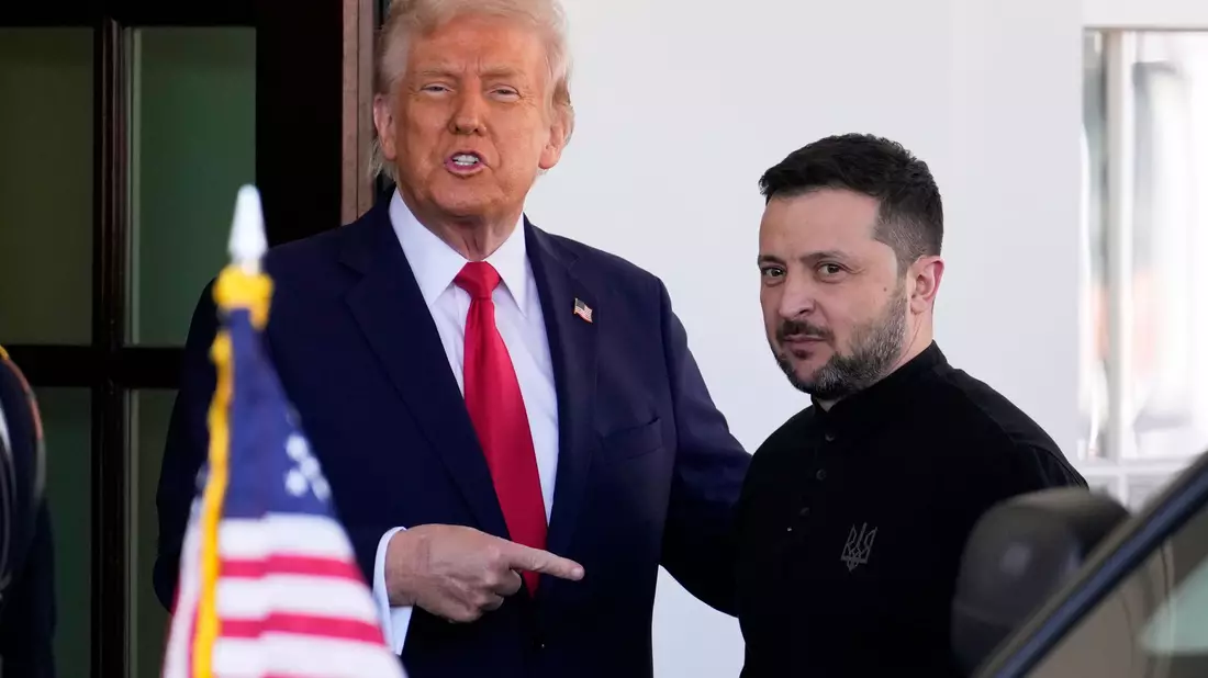 Ist das Tischtuch zwischen Trump und Selenskyj zerschnitten oder nicht? (Archivbild) - Bild: Ben Curtis/AP/dpa