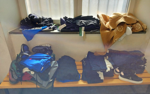 BPOL NRW: Besonders schwerer Fall des Diebstahls - Bundespolizei stellt Luxuswaren im Wert von 3.000,- Euro sicher - Foto: presseportal.de BPOL NRW: Besonders schwerer Fall des Diebstahls - Bundespolizei stellt Luxuswaren im Wert von 3.000,- Euro sicher - Foto: presseportal.de