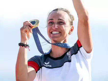 Auf Gold-Kurs: Exklusives Segel-Training mit Olympia-Seglerin Lara Vadlau - Foto: presseportal.de