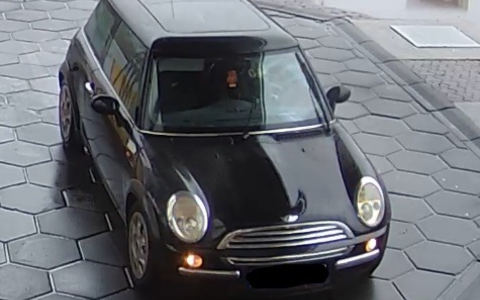 POL-SL: Nach gewerbsmäßiger Tankbetrugsserie / Polizei sucht nach einem schwarzen Mini Cooper mit notdürftig repariertem Unfallschaden - Foto: presseportal.de
