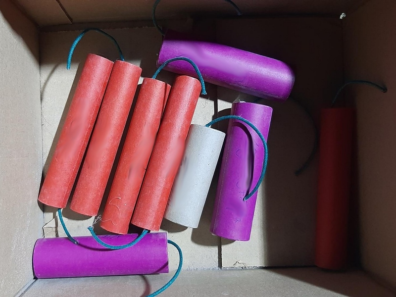 BPOLI-WEIL: Nachtrag: Bild zu Pressemitteilung: Einfuhr von verbotenen Böllern - Foto: presseportal.de