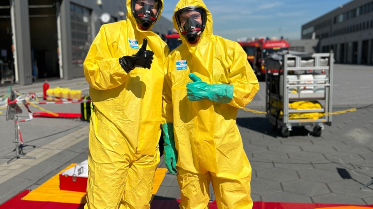 FW-LEV: Freie Ausbildungsplätze bei der Feuerwehr Leverkusen - Foto: presseportal.de