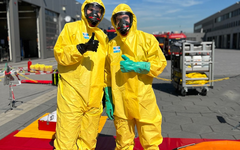 FW-LEV: Freie Ausbildungsplätze bei der Feuerwehr Leverkusen - Foto: presseportal.de