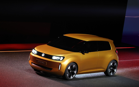 Dank stilisiertem Kühlergrill sieht der ID. Every1 nicht aus wie ein E-Auto. - Foto: Rolf Vennenbernd/dpa