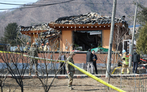 Das Unglück passierte im Rahmen einer regelmäßig von US- und südkoreanischen Streitkräften durchgeführten Militärübung. - Foto: Uncredited/Yonhap/AP/dpa Das Unglück passierte im Rahmen einer regelmäßig von US- und südkoreanischen Streitkräften durchgeführten Militärübung. - Foto: Uncredited/Yonhap/AP/dpa