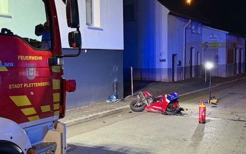 FW-PL: Schwerer Verkehrsunfall mit Motorrad - Foto: presseportal.de