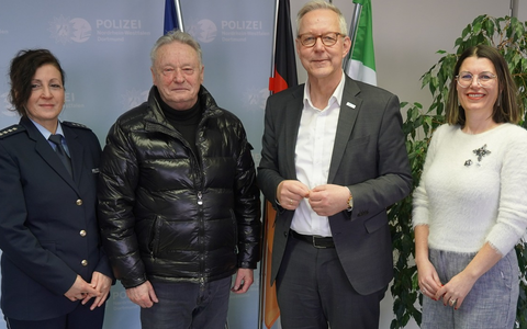 POL-DO: Tag der Werteorientierung der Polizei in Dortmund: Sinti und Roma in den Dialog einbinden - Foto: presseportal.de POL-DO: Tag der Werteorientierung der Polizei in Dortmund: Sinti und Roma in den Dialog einbinden - Foto: presseportal.de