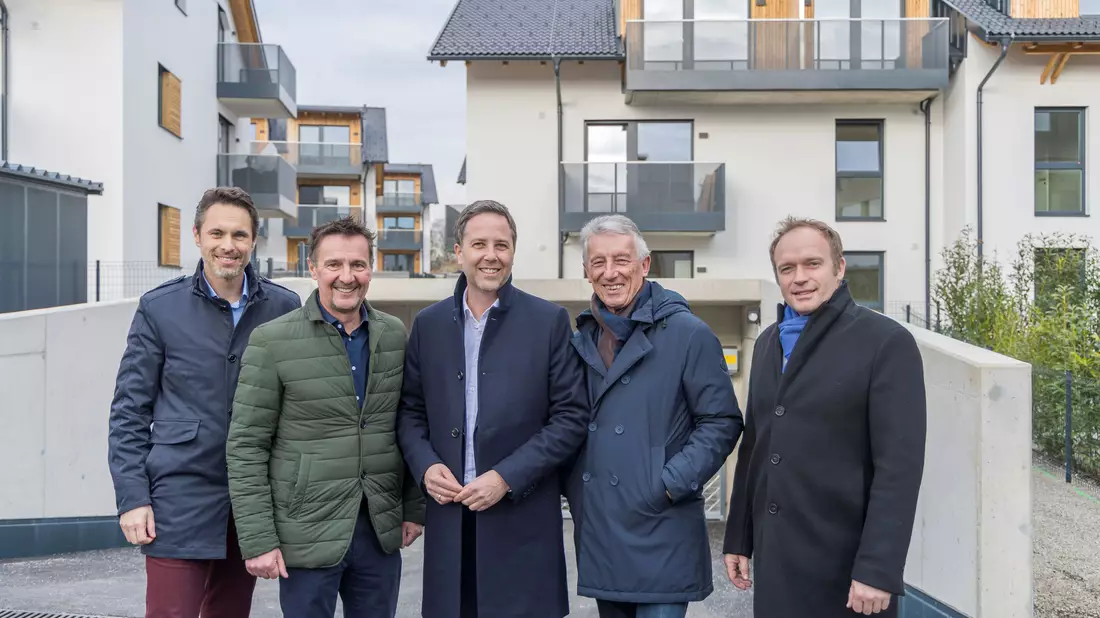 SWB_Wohnungsübergabe-Hallwang_1 - Bild: Neumayr über pressetext.de