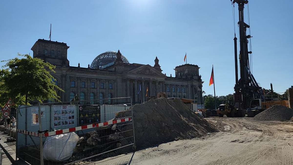 Baustelle vor Deutschem Bundestag (Archiv) - Foto: über dts Nachrichtenagentur