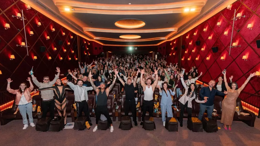 #CoupleChallenge - Das stärkste Team gewinnt: Erfolgreiche Premiere begeistert rund 250 Realitystars in Köln - Bild: presseportal.de