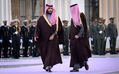 Der saudische Kronprinz zahlt viel Geld für den Besuch Trumps - Foto: Bernd von Jutrczenka/dpa