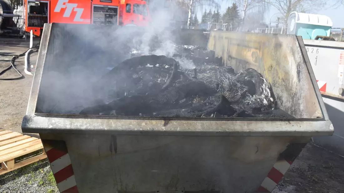 POL-HI: Containerbrand in Groß Düngen - Bild: presseportal.de