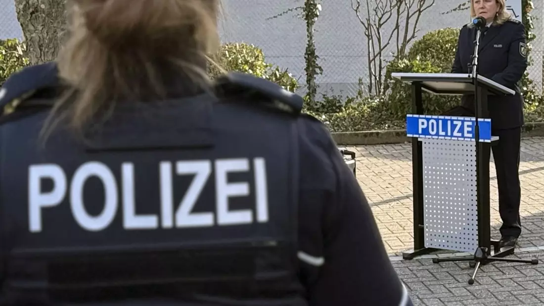 POL-EU: Polizei Euskirchen gedenkt gefallener Kolleginnen und Kollegen - Bild: presseportal.de