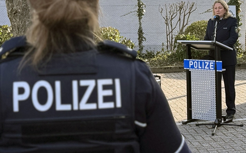 POL-EU: Polizei Euskirchen gedenkt gefallener Kolleginnen und Kollegen - Foto: presseportal.de