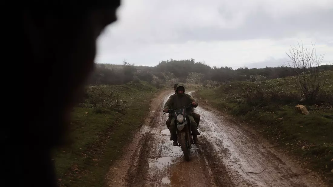 In der Provinz Latakia sind heftige Kämpfe zwischen Truppen der Übergangsregierung und Anhängern der gestürzten Regierung von Ex-Präsident Baschar al-Assad ausgebrochen. (Archivbild) - Bild: Anas Alkharboutli/dpa
