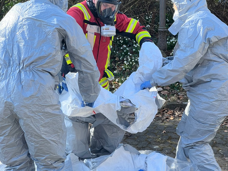 FW-PL: Feuerwehr unterstützt nach Flugzeugabsturz bei der Bergung der Maschine - Foto: presseportal.de