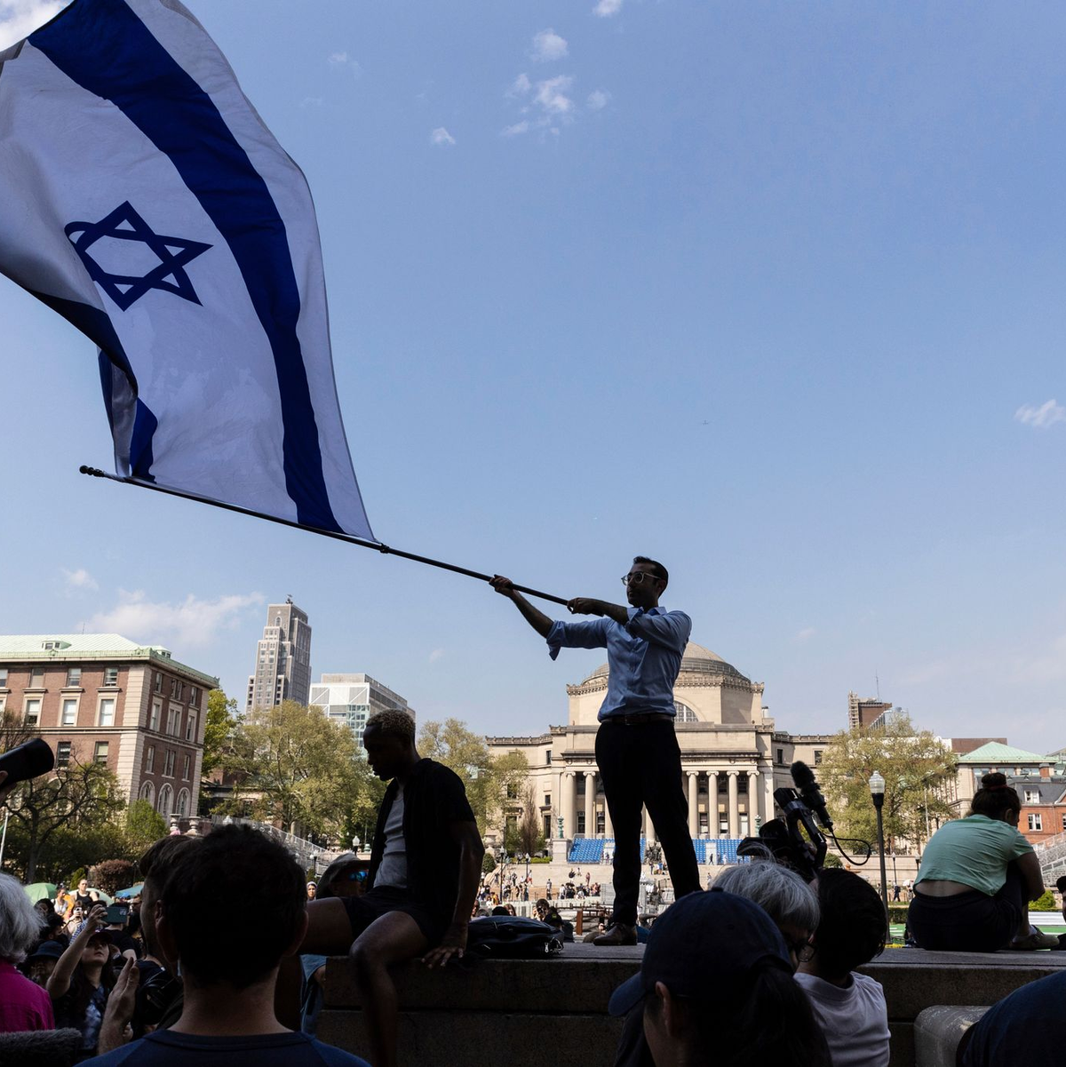 Columbia wurde im vergangenen Frühjahr zum Schauplatz großer propalästinensischer Demonstrationen und Gegenproteste. (Archivbild) - Foto: Stefan Jeremiah/AP/dpa