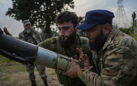 Syriens Verteidigungsministerium hat den MilitĂ€reinsatz im Westen des Landes fĂŒr beendet erklĂ€rt. - Foto: Moawia Atrash/dpa Syriens Verteidigungsministerium hat den MilitĂ€reinsatz im Westen des Landes fĂŒr beendet erklĂ€rt. - Foto: Moawia Atrash/dpa